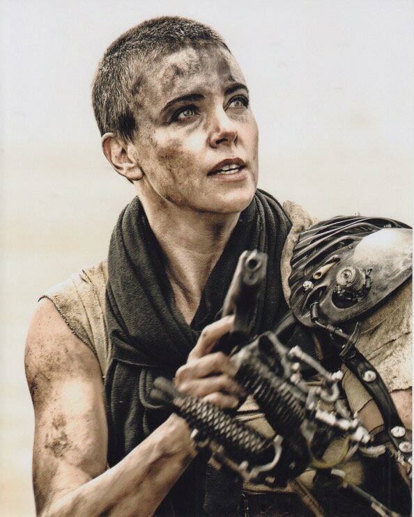 マッドマックス Mad Max: Fury Road シャーリーズセロン Charlize Theron 映画 写真 輸入品 8x10インチサイズ 約20.3x25.4cm