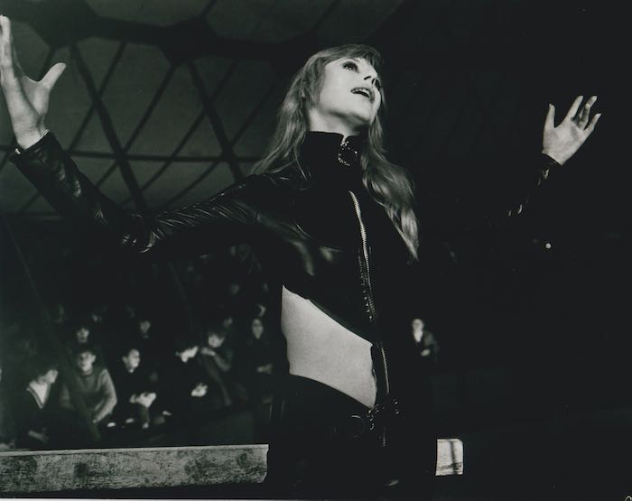 あの胸にもういちど マリアンヌフェイスフル GIRL ON A MOTORCYCLE 映画 写真 輸入品 8x10インチサイズ 約20.3x25.4cm.