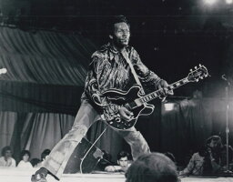 チャックベリー Chuck Berry 映画 写真 輸入品 8x10インチサイズ 約20.3x25.4cm.