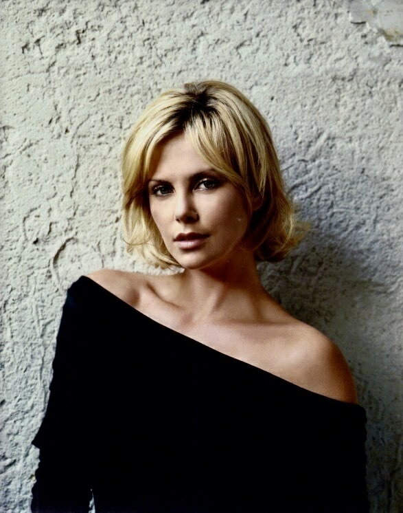 ʐ^ (|X^[݃TCY) V[[YZ@Charlize Theron TCY: 50.4 x 40.8 cm