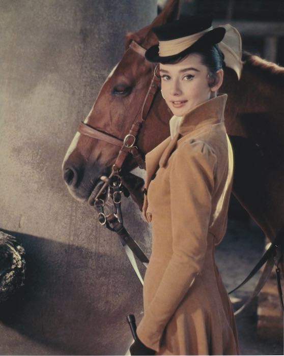 푈ƕa (1956N̉f) I[h[wbvo[ Audrey Hepburn f ʐ^ Ai 8x10C`TCY 20.3x25.4cm