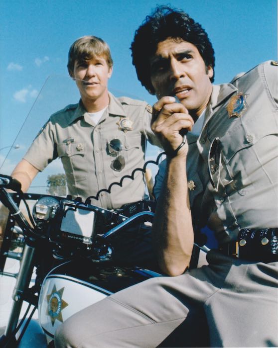 TV「白バイ野郎ジョン&パンチ」Chips Larry Wilcox & Erik Estrada 輸入 写真 Ryan Gosling、11663.