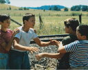 スタンドバイミー Stand by Me リバーフェニックス 映画 写真 輸入品 8x10インチサイズ 約20.3x25.4cm