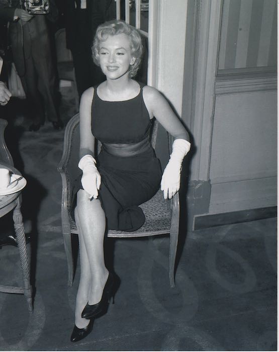 }[ Marilyn Monroe f ʐ^ Ai 8x10C`TCY 20.3x25.4cm.