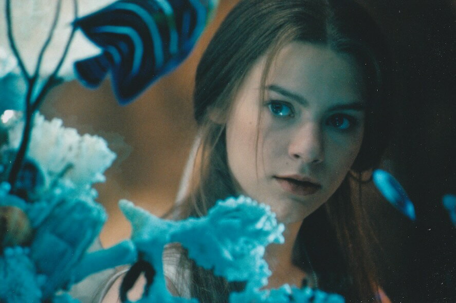 ハガキサイズ ロミオとジュリエット クレアデーンズ　Romeo + Juliet 約15.8 x10.1cm　輸入　写真のサムネイル