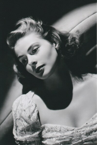 ハガキサイズ イングリッドバーグマン Ingrid Bergman 約15.8 x10.1cm　輸入　写真