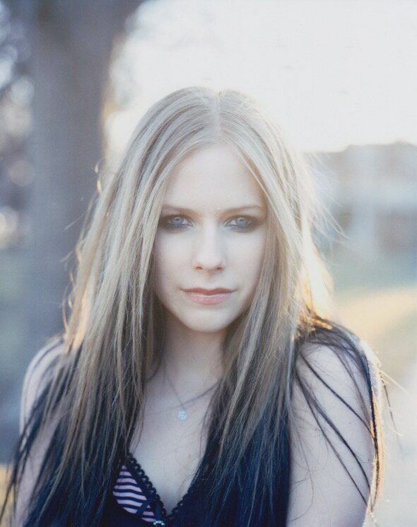アヴリルラヴィーン Avril Lavigne 映画 写真 輸入品 8x10インチサイズ 約20.3x25.4cm
