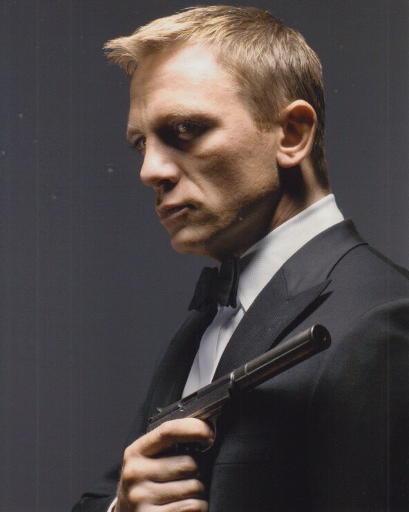 007 ダニエルクレイグ 映画 写真 輸入品 8x10インチサイズ 約20.3x25.4cm.