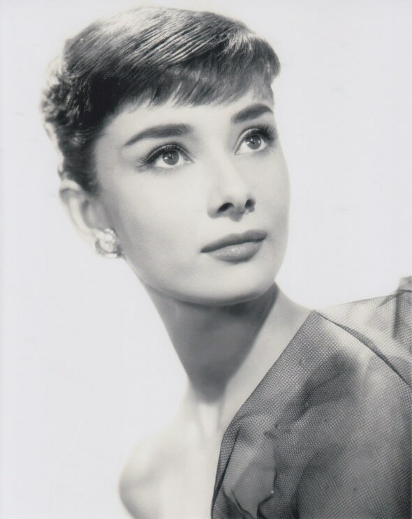 オードリーヘップバーン Audrey Hepburn 映画 写真 輸入品 8x10インチサイズ 約20.3x25.4cm