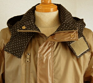 ☆在庫限り☆　男性必見！のスタイリッシュなメンズレインコート【Men'sモッズレインコート（Brown）】ワークウェア　ショートコート　ビジネス　細身　使いまわし　普段使い　収納ポーチ付　フード　機能性 アウトドア