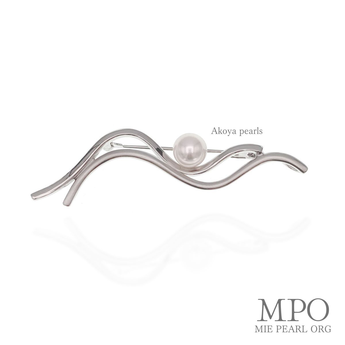 Pearl - 【全品ギフト包装】≪ 曲線美 ≫ アコヤ真珠ブローチ 約8.0mm SV y-b-195 三重県真珠加工販売協同組合