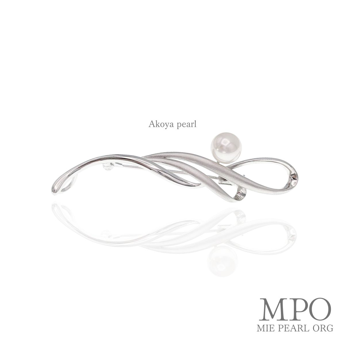 Akoya Pearl - 【全品ギフト包装】≪ 人気のフォルム ≫ アコヤ真珠デザインブローチ 約7.5mm SV y-b-202 三重県真珠加工販売協同組合