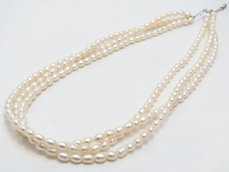 淡水オーバルパール3連ネックレス　 　ギフト　プレゼント
