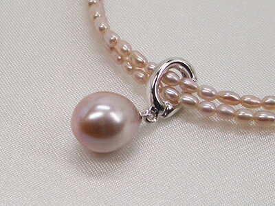 【全品ギフト包装】≪ ピンクパープル色 ≫ 淡水ドロップパールペンダントトップ付きネックレス SV y-n-500pink 三重県真珠加工販売協同組合のサムネイル