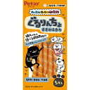 ◆特　長◆ ぐるぐる形状で長いスティックなので猫ちゃんと遊べるYATSU！！遊びながらささみとたらの2つの味わいが楽しめます。着色料・発色剤不使用。農林水産省認定 鳥加熱処理工場製造。 【お客様へ】本商品は、賞味期限3ヵ月以上の商品をお届けしております。 ◆メーカー（※製造国または原産国）◆ 株式会社 ペティオ ※製造国または原産国：中国 ◆給与方法・給与量◆ 【給与方法】・愛猫の健康状態、年齢、運動量を考慮したうえでパッケージ記載の給与量を目安に1日1〜2回に分けてお与えください。・愛猫の食べ方や習性によっては、小さく切ってお与えください。 ◆原材料・成分◆ 【原材料・成分】鶏ササミ、たらシート、たん白加水分解物、食塩、加工でんぷん、グリセリン【保証成分】たん白質24.0％以上、脂質8.5％以上、粗繊維0.5％以下、灰分5.5％以下、水分20.0％以下【エネルギー】370kcal/100g ◆保存方法◆ ※直射日光・高温多湿の場所をさけて保存してください。※開封後は必ずチャックを閉じて冷蔵庫で保存し、賞味期限に関わらずなるべく早くお与えください。 ◆使用上の注意◆ ・本商品は猫用で、間食用です。主食として与えないでください。・猫の食べ方や習性によっては、のどに詰まらせることがありますので必ず観察しながらお与えください。・パッケージ記載の給与量、および保存方法をお守りください。・子供がペットに与える場合は、大人が立ち会ってください。・幼児・子供・ペットのふれない所に保管してください。・品質保持のための脱酸素剤は、無害ですが食べ物ではありません。また、開封後に発熱する場合がありますが、問題ありません。・消化不良など愛犬の体調が変わった場合は獣医師にご相談ください。・表面に白い粉が析出する場合がありますが、原料に含まれる成分(アミノ酸など)で、品質には問題ありません。・製品の一部や袋の中に水分や油脂分が付着しています。・本品は天然素材を使用しておりますので、色やにおいに多少のバラつきがあります。　また、時間の経過とともに変色やベタつく場合がありますが、品質には問題ありません。・製造工程上、形状、サイズ、硬さ、巻き具合などに多少のバラつきがあります。・製品中に見られる黒い粒は魚の皮です。 【ご注意1】この商品はお取り寄せ商品です。ご注文されてから発送されるまで約10営業日(土日・祝を除く)いただきます。 【ご注意2】お取り寄せ商品以外の商品と一緒にお買い上げの場合は、全ての商品が揃い次第の発送となりますので、ご了承下さい。 ※メーカーによる商品リニューアルに伴い、パッケージ、品名、仕様（成分・香り・風味 等）、容量、JANコード 等が予告なく変更される場合がございます。予めご了承ください。 ※商品廃番・メーカー欠品など諸事情によりお届けできない場合がございます。 ※ご使用期限またはご賞味期限は、商品情報内に特に記載が無い場合、1年以上の商品をお届けしております。 商品区分：【ペットフード】【広告文責】株式会社メディスンプラス：0120-205-904 ※休業日 土日・祝祭日文責者名：稗圃 賢輔（管理薬剤師）