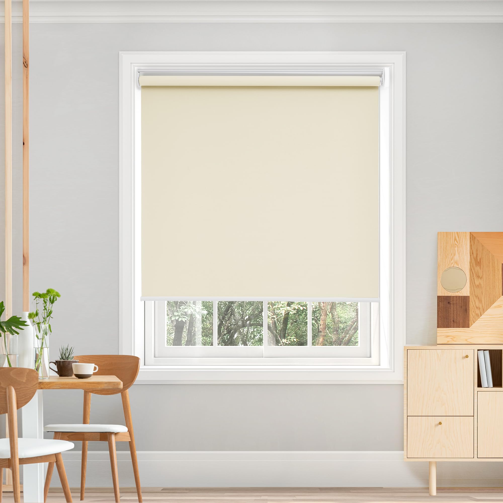 Deconovo プルコード式 ロールスクリーン 幅130cm 丈135cm ベージュ ロールカーテン 1級遮光 100%遮光 保温 断熱 遮熱 防音 防寒 UVカット