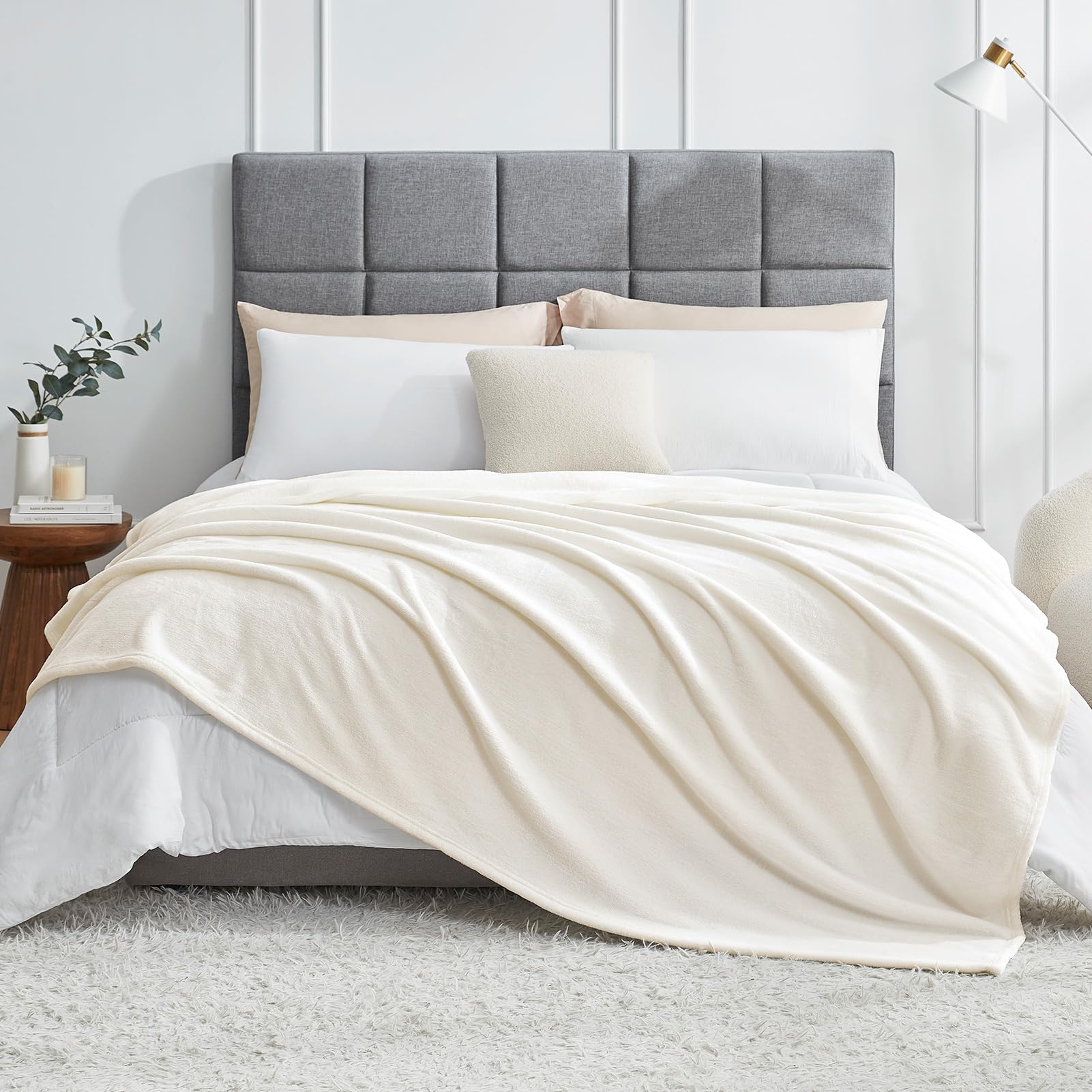 Hansleep 毛布 もうふ 夏用 ダブル ブランケット 大きめ 200x220cm 大判 ベージュ マイクロファイバー 柔らかく 肌触り フランネル 洗える 軽量 静電防止 四季適用 (200x220,ベージュ)