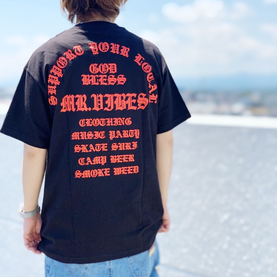 MRV by Mr.vibes Tシャツ GOD