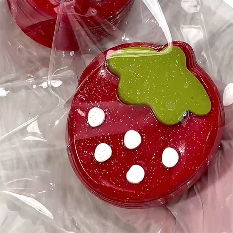 おもちゃ スクイーズ 握る スクイーズ いちご 食べ物スクイーズ イチゴ 握って遊ぶ 水感スクイーズ スクイーズケーキおもちゃ おしゃれ ストレス解消 スクイーズ Y2K スクイーズケーキ もちもち パ そっくり パン ケーキ スイーツ ピンク 赤 mrich333-10007127 m-Rich サンプル画像3