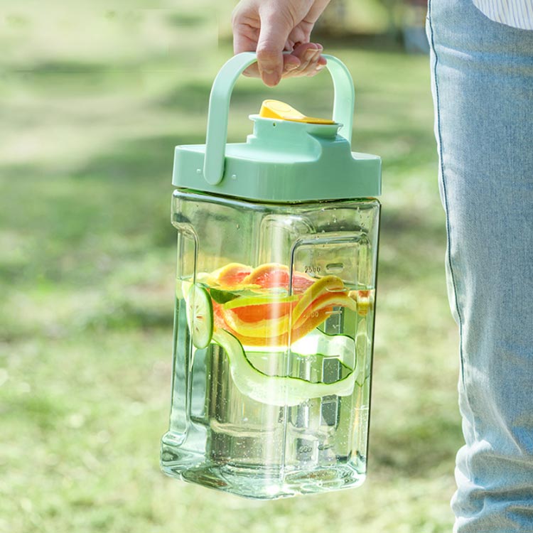 2個セット 冷蔵庫ポット ドリンクピッチャー 蛇口付き 大容量 3.5L 冷水筒 ピッチャー 水タンク 麦茶ポット ティーポット 飲料水バケット ドリンクピッチャー フルーツティーポット 耐熱 保冷 透明 密封性がよい 洗いやすい 屋外 家庭 お店用 飲料水 お茶 炭酸 水出し