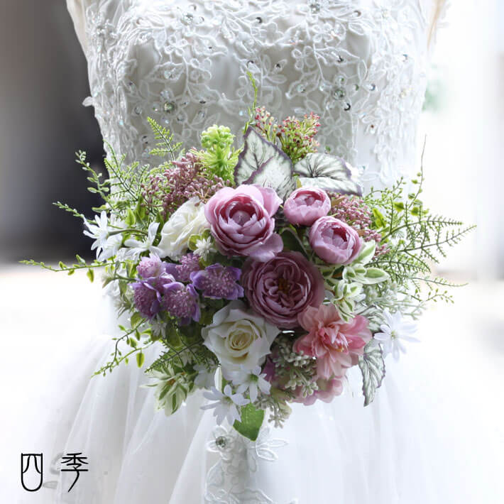 ブーケ 造花 クラッチブーケ オールドローズ モーブ リヨンB ブトニア付き ナチュラルグリーン ウェディング 結婚式 海外挙式 前撮り【送料無料】B_0206...