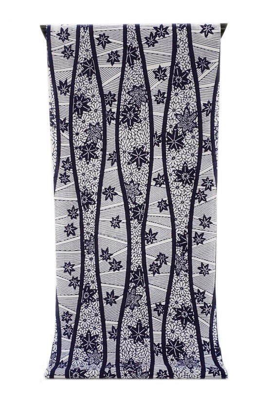 :::: 伝 統 の 注 染 ゆ か た ::::清涼感あふれる純白の木綿に　　　青海波紅葉と立湧菊花柄（反物）◇ お仕立て（国内手縫い）￥11,000（税別）で承ります。