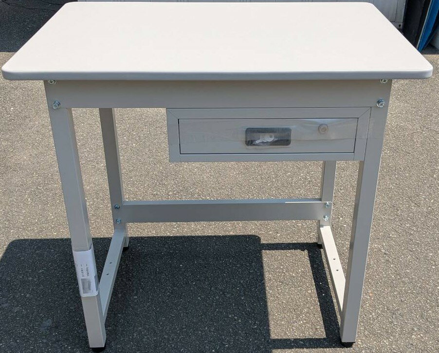 【わけあり アウトレット（訳あり）】 イトーキ ワークベンチ(作業台)W900,D600,H850ミリ