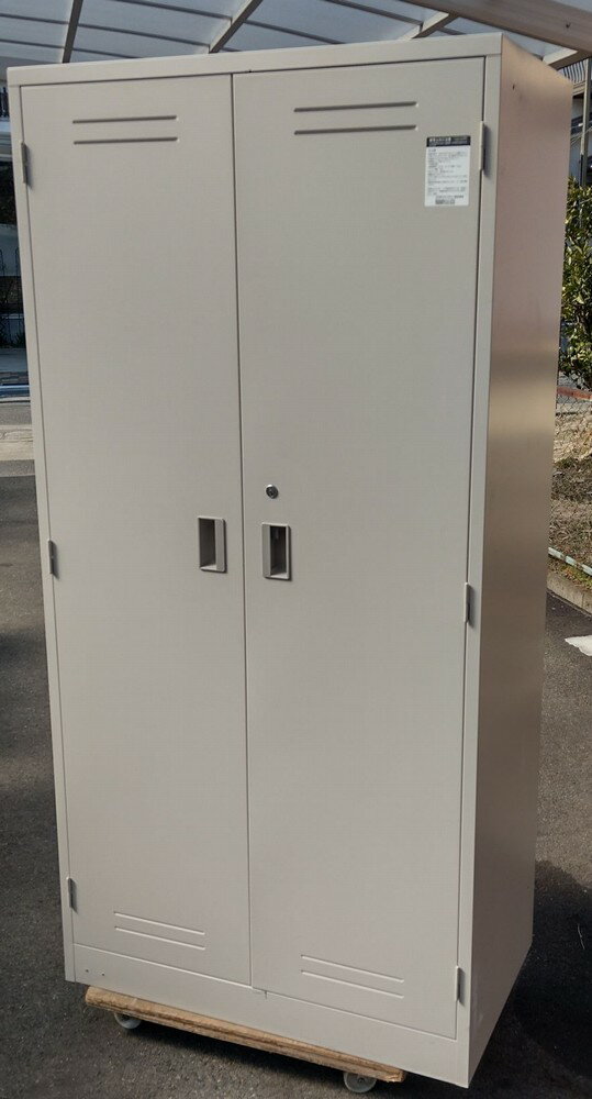 Rakuten - 【中古】 コクヨ KOKUYO 多人数用ロッカー 両開きタイプ （シリンダー錠付） W880, D515, H1790mm LK-10LF1