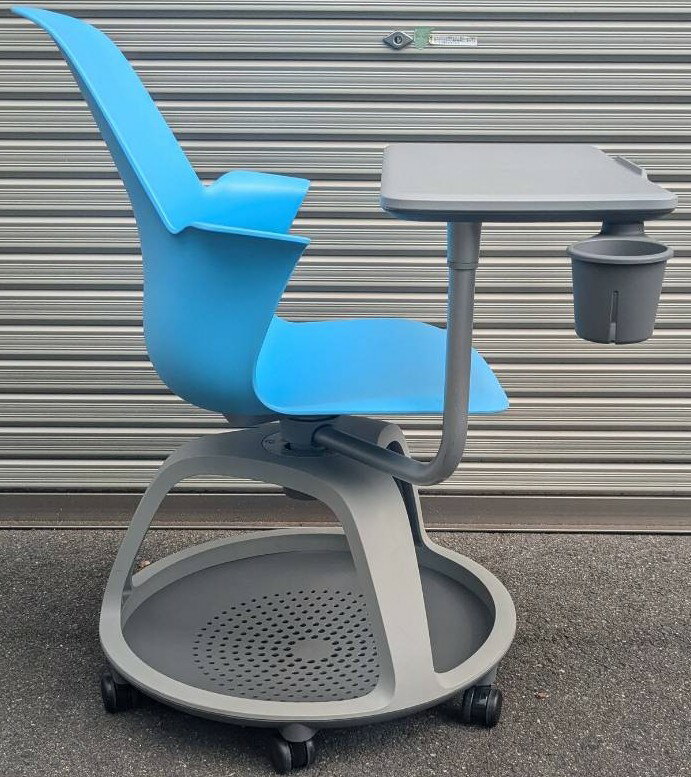 【中古】 Steelcase　ミーティングチェア　Nodeサイドテーブル付（カップホルダー...