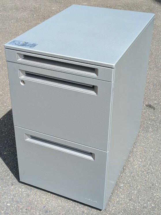 Rakuten - 【中古】 オカムラ 3段ワゴン W390,D580,H650ミリ シルバー色 【鍵1本付】【保管場所2F】