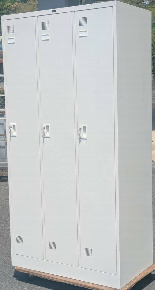 乐天商城 - 【中古】 内田洋行 シリンダー錠タイプ 3人用ロッカー（各扉鍵2本付）ホワイト色