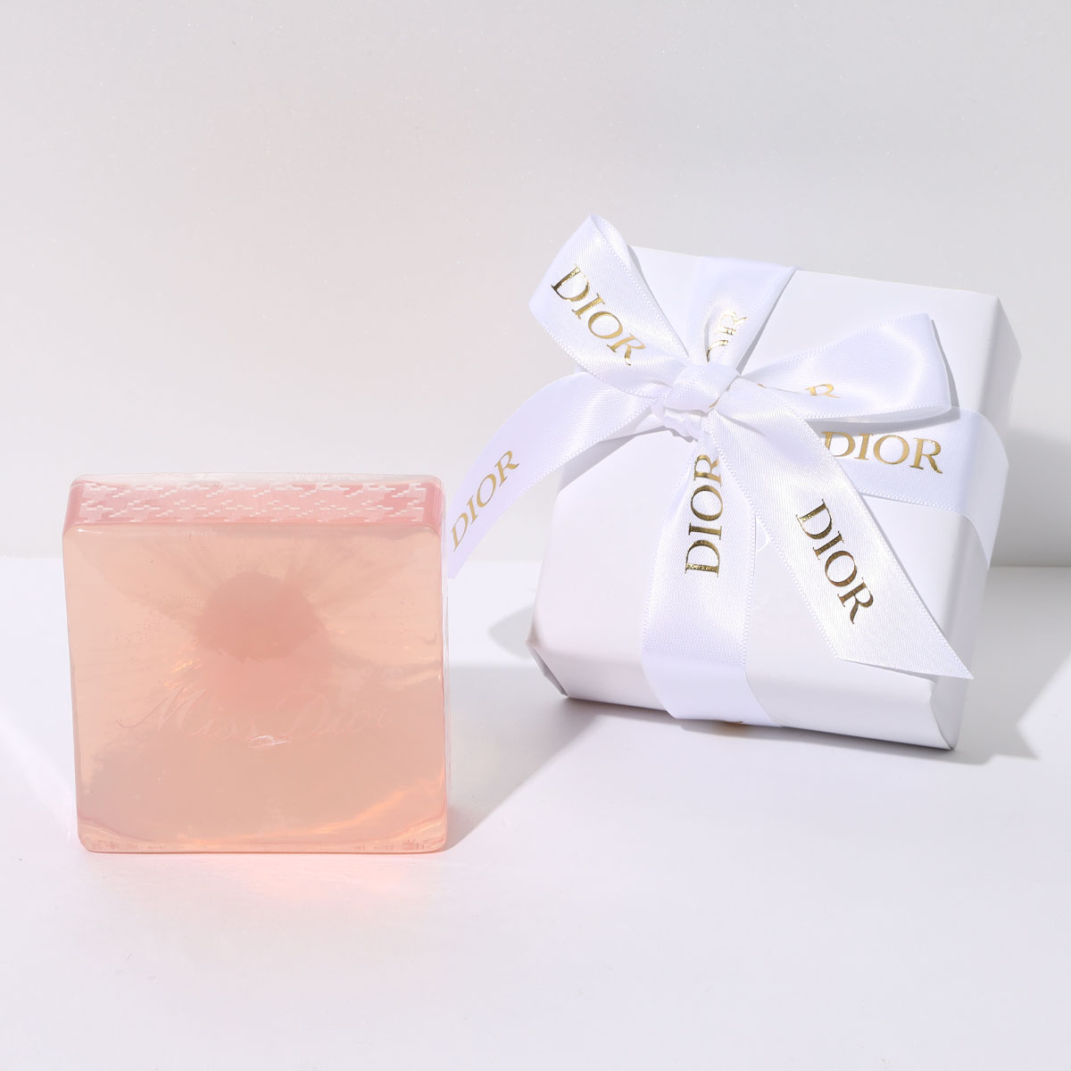 【楽天市場】【ポイント2倍 12/11 01:59まで】 ディオール DIOR ミス ディオール ソープ 石鹸 せっけん ソープ 美容 美白 化粧品 コスメ プレゼント ギフト プチギフト レディース：M.S.B.M
