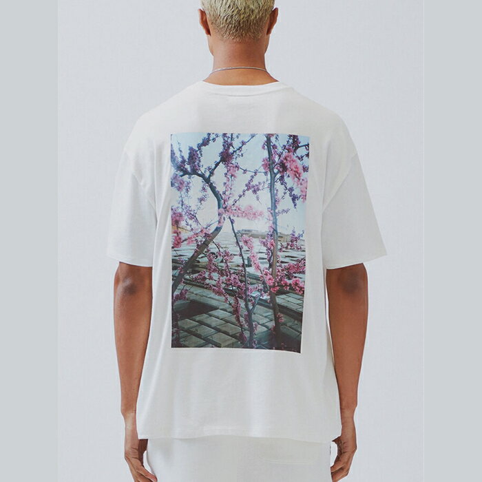 【楽天市場】FOG ESSENTIALS ESSENTIALS BOXY PHOTO SERIES T-SHIRT WHT