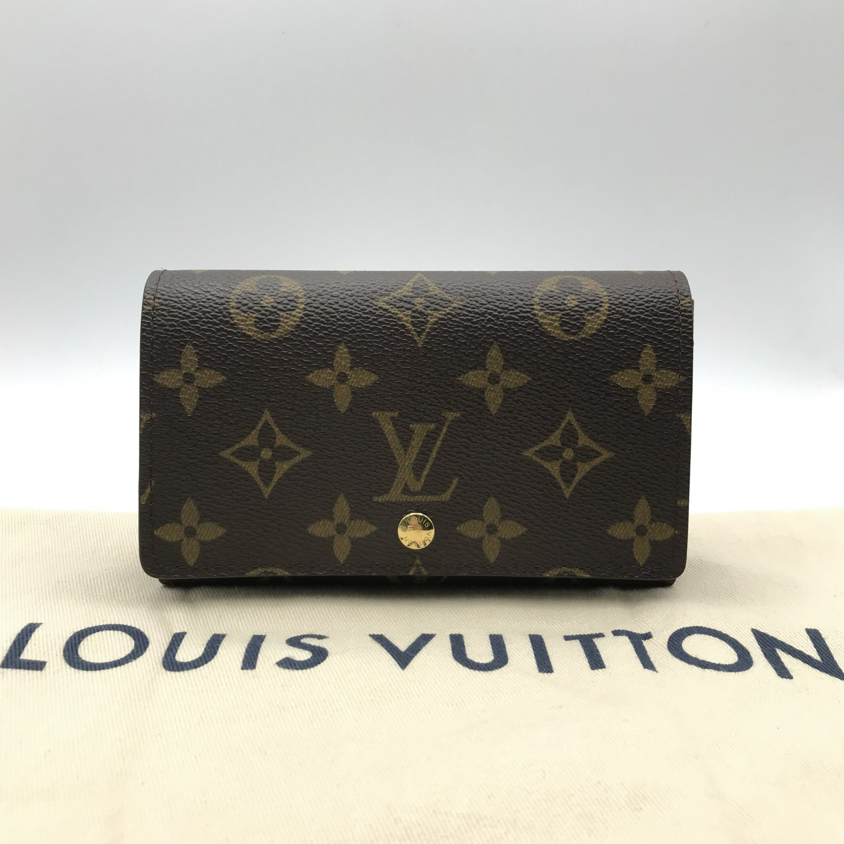 美品 LOUISVUITTON ルイヴィトン モノグラム ポルトモネ ピエ トレゾール 二つ折り 財布 ウォレット a2636