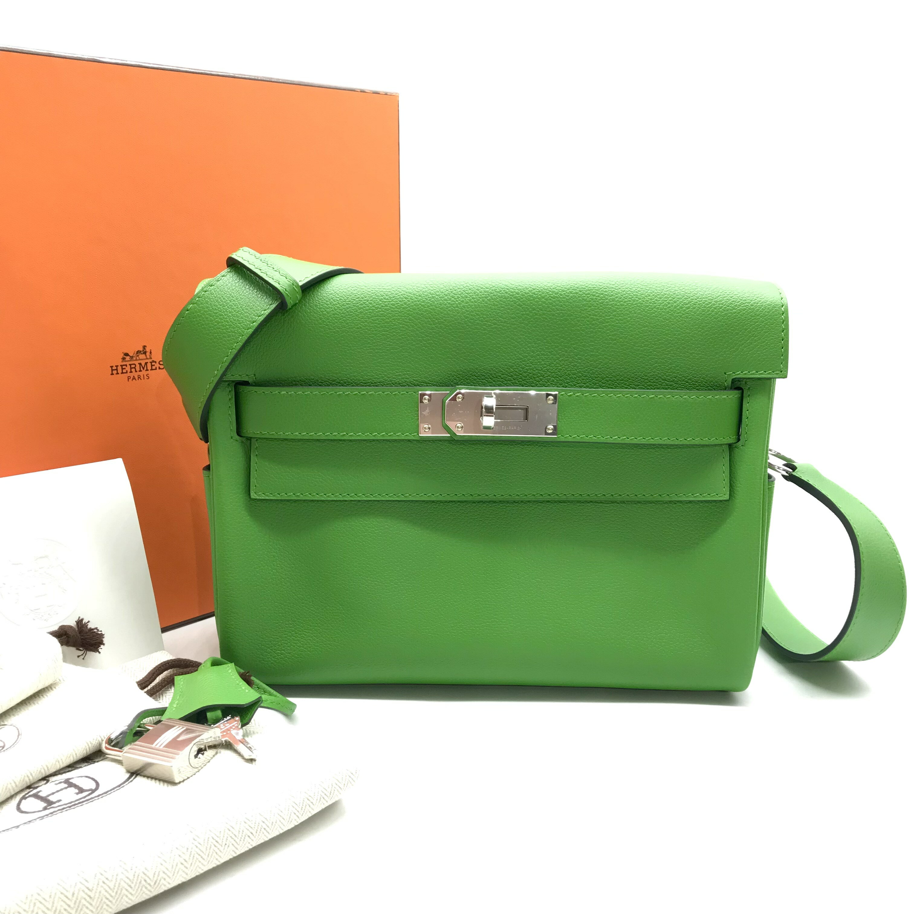 【中古】未使用品 HERMES エルメス ケリー メッセンジャー ショルダー バッグ PM エバーカラー グリーン ヴェールユッカ SV金具 B刻印 k1656のサムネイル