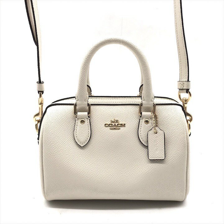 ご覧頂きありがとうございます☆彡【ブランド】コーチ【カラー】ホワイト【素材】レザー【サイズ】W約17×H約12×D約10×ショルダー約123(若干の誤差はご了承下さい。）【付属品】ショルダーストラップ【状態ランク】Aコーチのショルダーバッグ...