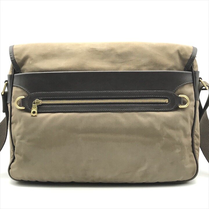 【中古】良品 HUNTING WORLD ハンティングワールド サファリ キャンバス ゴールド金具 ショルダー バッグ カーキ メンズ 鞄 BAG r954