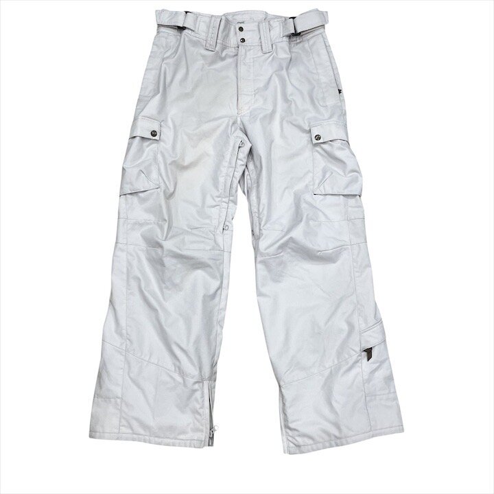 ご覧頂きありがとうございます☆彡【ブランド】ウィンデックス【カラー】グレー【素材】ポリエステル100％【サイズ】ウエスト約90×股上約33×股下約77(若干の誤差はご了承下さい。）【付属品】【状態ランク】AB動きやすさと機能性を兼ね備えた1品♪ウィンデックスのスキーウェアになります☆素敵なお品物ですね♪この機会に是非ご購入くださいね♪全体的に大きなダメージもなく良好です。使用に伴うスレ少々、シミ、糸ほつれ少々、金具に小キズ少々、ヨレ少々がありますがまだまだ長く愛用していただけます。中古品の為、神経質な方のご購入はご遠慮下さい。こちらの商品は鑑定済みの正規品になりますので安心してご購入下さい。◆◇ランク表示の見方◇◆【N】新古・未使用品【S】数回使用程度の超美品【A】多少の傷、汚れがあるが程度良好の美品【B】一般的な使用感のあるお品【C】傷、汚れがあり使用感を感じるUSED品【D】傷・汚れなどが多く見受けられる難有品【E】ジャンク品関連商品【中古】良品 EDWIN エドウィン ブルゾン ベースボールジャケット...【中古】未開封 POLA ポーラ ポリシマ クレンジングクリーム 10...【中古】Levis リーバイス 本革 レザー ベルト ブラウン ブラン...2,627円2,627円2,627円【中古】良品 COACH コーチ キャンバス ペイズリー柄 ポーチ 小...【中古】良品 JILL STUART ジルスチュアート リボン パンプ...【中古】美品 Burberry バーバリー チェック柄 総柄 シルク ...2,627円2,627円2,627円【中古】良品 CHARLES & KEITH チャールズ アンド キー...【中古】展示品 NINA RICCI ニナリッチ ストーン ゴールド ...【中古】保管品 Pierre Cardin ピエールカルダン ラインス...2,732円2,627円2,627円【中古】未使用 NARUMI 鳴海 ナルミ Glass Works デ...【中古】美品 GOLDEN STAR CHINA ゴールデンスターチャ...【中古】美品 MICHAEL KORS マイケルコース 長財布 レザー...2,837円2,837円2,732円