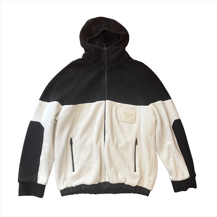 乐天商城 - 【中古】良品 FENDI フェンディ 22年モデル フリース フーディ ロゴ パーカー メンズ ホワイト ブラック Lサイズ ブランド アウター a13293
