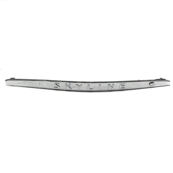 日産 RANKAB Item information商 品 情 報 ブランド日産 商品名【中古】良品 NISSAN 日産 スカイライン V37型 純正 リアフィッシャー リアガーニッシュ SKYLINE ロゴ ランクAB カラーシルバー 素材-クロムメッキ サイズW約69×H約4 付属品【状態ランク】AB シリアル- 状態全体的に大きなダメージもなく良好です。 使用に伴うスレ、キズ、薄汚れ がありますがまだまだ長く愛用していただけます。 ForDetail 関連商品【中古】良品 NISSAN 日産 スカイライン V37型 純正 リアフ...【中古】良品 PATRICK COX パトリックコックス 羊革 レザー...【中古】良品 VERSACE ヴェルサーチ 刺繍 ロゴ ベースボール ...5,673円6,304円6,304円