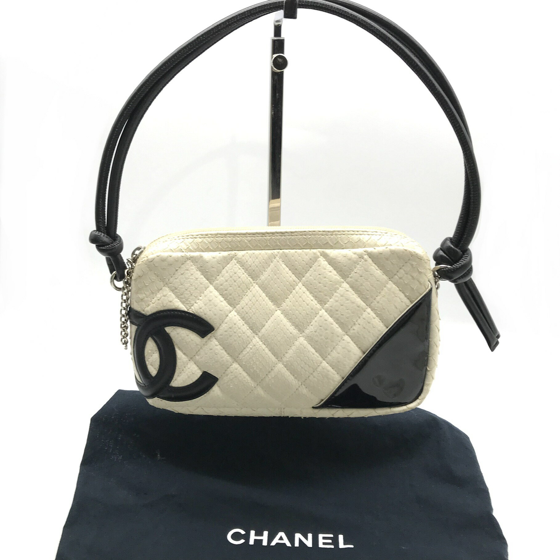 【中古】美品 CHANEL シャネル ココマーク マトラッセ カンボン パイソン ハンド バッグ 白 a951