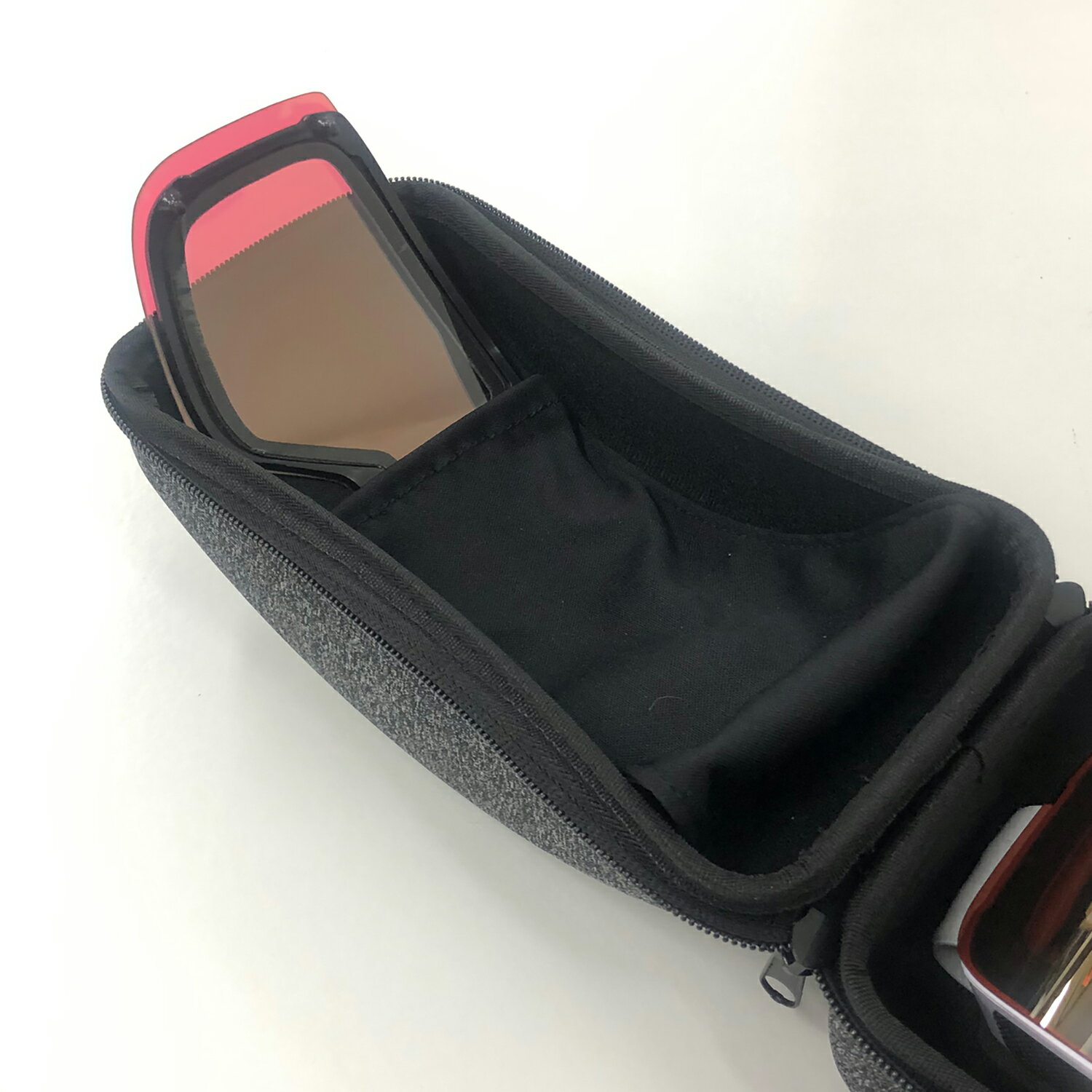 ���� �������������� ������ �֥�å� GIRO Goggles Case