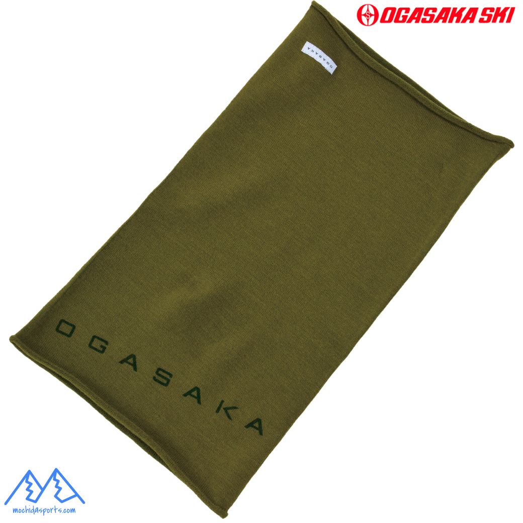 オガサカ OGASAKA ネックウォーマー 素材：アクリル85％　ナイロン10％　ウール5％ ***配送について*** こちらの商品をご購入の際は、ゆうパケット配送 [送料 300円]にて承ります。 ご希望の場合はカートの配送方法より ゆうパケット をお選びください。 概ね発送日の翌々日にお届けいたしますが、郵便受投函のため到着日・お時間のご指定の対応はできません。