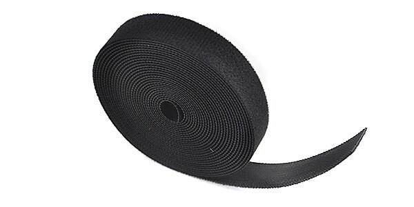 ■アストログリップ■幅2cm■長さ： 約4.5m【ご注意事項（3点）】1．個数明記のない商品は全て「1点」販売です。商品説明に明記するもの以外は付属しません。2．商品画像がリニューアル前の商品画像となっている場合等ございます。リニューアル前後の区別（商品バージョン等）が重要な商品については、前もってメールにてお問合せ下さい。3．商品画像には使用イメージが含まれます。また、写真撮影時の光の入り具合やモニターの発色によって多少お色味が異なる場合がございます。※上記に起因するご返品はお受けできませんのであらかじめご了承下さい。関連キーワード：BNC ケーブル ピン DMX MIDI Y チェッカー インサーション プロテクター ラップ ビデオ AV コンセント コネクター コネクタ XLR キャノン プレート ミニプラグ ステレオ スピコン パッチベイ バナナプラグ フォン レセプタクル 接点復活剤 kure 接点 復活 変換 アダプター スピーカー リール AES USB FIREWIRE イーサコン オプティカル コアキシャル デジタル RCA TRS コンポジット メス オス CANARE スネーク マルチ パッチ ケーブル・コネクター各種 ケーブル ケーブルラップ