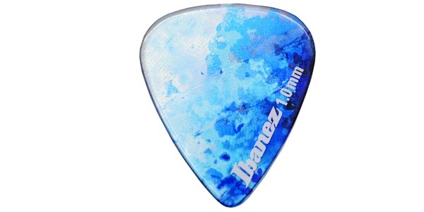 ギター用ピック、KALEIDOシリーズ、1.0mm【ご注意事項（3点）】1．個数明記のない商品は全て「1点」販売です。商品説明に明記するもの以外は付属しません。2．商品画像がリニューアル前の商品画像となっている場合等ございます。リニューアル前後の区別（商品バージョン等）が重要な商品については、前もってメールにてお問合せ下さい。3．商品画像には使用イメージが含まれます。また、写真撮影時の光の入り具合やモニターの発色によって多少お色味が異なる場合がございます。※上記に起因するご返品はお受けできませんのであらかじめご了承下さい。関連キーワード：acoustic gt ジャズ ソフト チューナー アクセサリー アコースティック アコギ アンプ バッグ エレキ おすすめ ギター カバー ベース ハード 機材 弦 入門 練習 ミニ エントリー クラシック 椅子 レフティ アンプ 内蔵 ジャガー ムスタング ストラト テレキャス テレキャスター レスポール ストラップ 革 布 スタンド キャビネット 真空管 ケース ペグ ブリッジ ピン ネジ ピック バラ セット モデル 枚 サムピック ギター ピック ピック・ティアドロップ