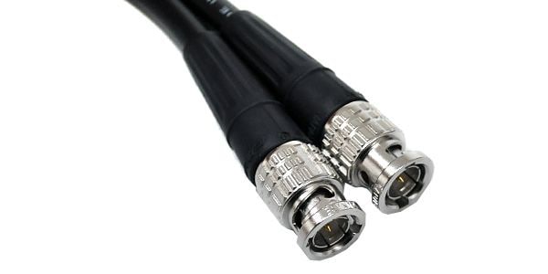 ■BNCケーブル■BNC-BNC■圧着式■75Ω■10m【ご注意事項（3点）】1．個数明記のない商品は全て「1点」販売です。商品説明に明記するもの以外は付属しません。2．商品画像がリニューアル前の商品画像となっている場合等ございます。リニューアル前後の区別（商品バージョン等）が重要な商品については、前もってメールにてお問合せ下さい。3．商品画像には使用イメージが含まれます。また、写真撮影時の光の入り具合やモニターの発色によって多少お色味が異なる場合がございます。※上記に起因するご返品はお受けできませんのであらかじめご了承下さい。関連キーワード：BNC ケーブル ピン DMX MIDI Y チェッカー インサーション プロテクター ラップ ビデオ AV コンセント コネクター コネクタ XLR キャノン プレート ミニプラグ ステレオ スピコン パッチベイ バナナプラグ フォン レセプタクル 接点復活剤 kure 接点 復活 変換 アダプター スピーカー リール AES USB FIREWIRE イーサコン オプティカル コアキシャル デジタル RCA TRS コンポジット メス オス CANARE スネーク マルチ パッチ ケーブル・コネクター各種 ビデオケーブル SDIケーブル