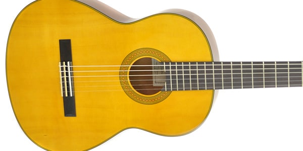 YAMAHA（ヤマハ） クラシックギター CG142S