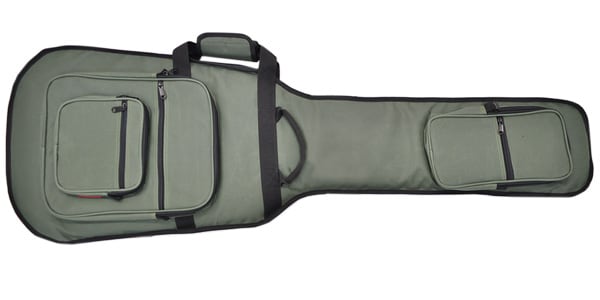 ■エレキベース用ギグバッグ■カラー：カーキ■内寸：全長約123cm、ボディ下部幅約40cm、ボディ上部幅約34cm、ヘッド部幅約20cm（ポケット ボディ部）縦約33cm x 横約26cm（ポケット ヘッド部）縦約28cm x　横約17cm■重量：約1.4kg※収納モデル例FENDERジャズベースタイプFENDERプレシジョンベースタイプFENDERジャガーベースRickenbacker 4001【ご注意事項（3点）】1．個数明記のない商品は全て「1点」販売です。商品説明に明記するもの以外は付属しません。2．商品画像がリニューアル前の商品画像となっている場合等ございます。リニューアル前後の区別（商品バージョン等）が重要な商品については、前もってメールにてお問合せ下さい。3．商品画像には使用イメージが含まれます。また、写真撮影時の光の入り具合やモニターの発色によって多少お色味が異なる場合がございます。※上記に起因するご返品はお受けできませんのであらかじめご了承下さい。関連キーワード：acoustic gt vigier ソフト アウラ アクセサリー アコースティック アコギ アンプ バッグ エレキ おすすめ ギター カバー ベース ハード 機材 弦 入門 練習 ミニ エントリー クラシック サイレント レフティ アンプ 内蔵 ジャガー ムスタング ストラト テレキャス テレキャスター レスポール ストラップ 革 布 スタンド キャビネット 真空管 ケース ペグ ブリッジ ピン ネジ ピックアップ PU ピック バラ セット bass ベース ベースケース ベース用ギグバッグ