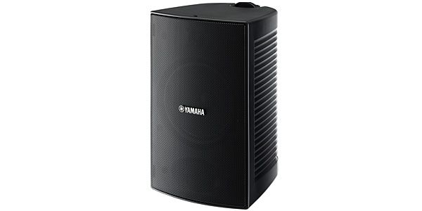 〜メーカーサイトより〜The Perfect Complement商業空間用サーフェスマウントスピーカーVSシリーズは、ローインピーダンス接続とハイインピーダンス接続の両方に対応した全天候型スピーカーです。ローインピーダンス接続・ハイインピーダンス接続の切り替え、およびハイインピーダンス接続時のワット数切り替えはリアパネルのタップで容易に行うことができます。また、屋外軒下での設置が可能な防水性能IPX3（防雨型）に準拠しており、シンプルかつスタイリッシュなキャビネットは様々な空間にマッチします。さらに用途に応じて選択できるようにブラックモデルとホワイトモデルをご用意しています。 ・デザイン性の高いキャビネットとサイズ・カラーのバリエーションにより様々な空間にマッチ・ローインピーダンス接続とハイインピーダンス接続の両方に対応・付属のブラケットにより、縦向き・横向きどちらでも取り付けが可能■形式：2WAYバスレフ型■再生周波数帯域（-10dB）：80Hz - 20kHz■公称指向角度（Horizontal x Vertical）：90°x　90°■定格インピーダンス：　Lo-Z：8Ω　100Vライン：400Ω(25W)、800Ω(12.5W)、 1.6kΩ(6.3W)　70Vライン：200Ω(25W)、400Ω(12.5W)、 800Ω(6.3W)、1.6kΩ(3.1W)■出力　NOISE：25W　PGM：50W　MAX：100W■出力音圧レベル（1W, 1m）：90dB SPL■コンポーネント　LF：16cmコーン　HF：2.5cm バランスドームツィーター■コネクター：バリアストリップx2ペア ■防水性能：IPX3 (屋外の軒下等、直接雨がかからない場所に設置することができます)■寸法・質量：190Wx308Hx219Dmm・2.8kg■付属品：取付金具（Uブラケット）、端子カバー■ペア■設置シュミレーションソフトウェア　CISSCA ・プロジェクトに必要なスピーカーの台数の素早い見積もり・簡単なセットアップと操作・スムーズなシステム提案に便利なレポート出力機能【ご注意事項（3点）】1．個数明記のない商品は全て「1点」販売です。商品説明に明記するもの以外は付属しません。2．商品画像がリニューアル前の商品画像となっている場合等ございます。リニューアル前後の区別（商品バージョン等）が重要な商品については、前もってメールにてお問合せ下さい。3．商品画像には使用イメージが含まれます。また、写真撮影時の光の入り具合やモニターの発色によって多少お色味が異なる場合がございます。※上記に起因するご返品はお受けできませんのであらかじめご了承下さい。関連キーワード：bluetooth bose おすすめ スピーカー ブルートゥース ボーズ ワイヤレス PA 部品 パーツ jbl pc wifi アンプ オーディオ おしゃれ カー スマホ サブ ウーファー ウーハー フロア 安い モニター コラム 小型 パワード 防水 パッシブ ケース 金具 マウント 天井 壁 取付 usb 埋め込み アウトドア コンパクト ダイアフラム ドライバー 設備用 スタジオ ハイレゾ ポータブル マイク シアター 高級 持ち運び 人気 スピーカー 設備用スピーカー 壁掛けスピーカー