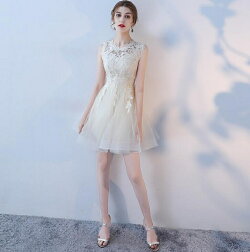 パーティードレス膝丈結婚式ドレスノースリーブ結婚式パーティドレスお呼ばれドレスウェディングドレスミニニ次会フォーマル刺繍セレブ二次会パーティ2次会パーティードレスフォーマル入園式卒業式発表会入学式レディース3色
